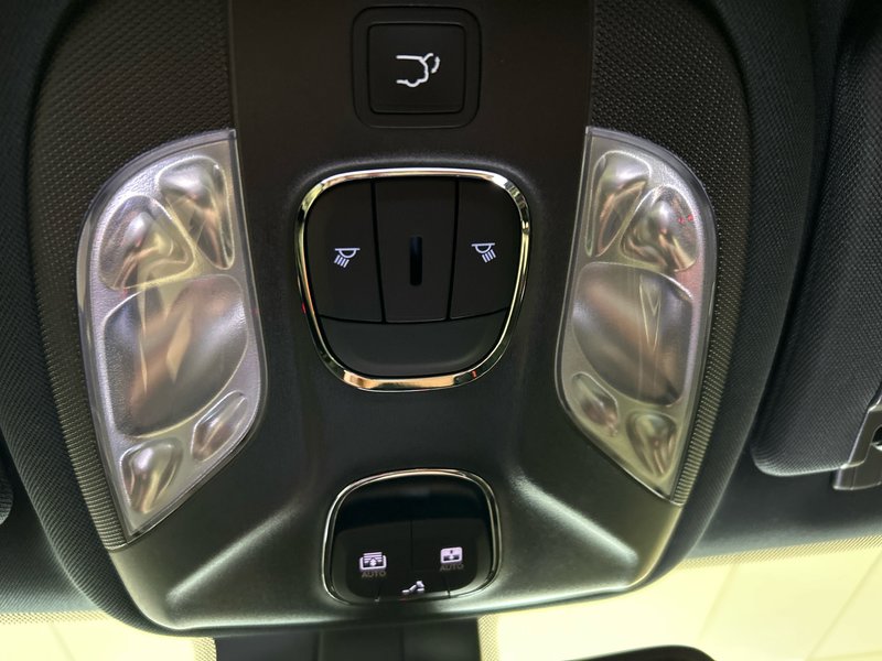 Jeep Compass LIMITED 2025