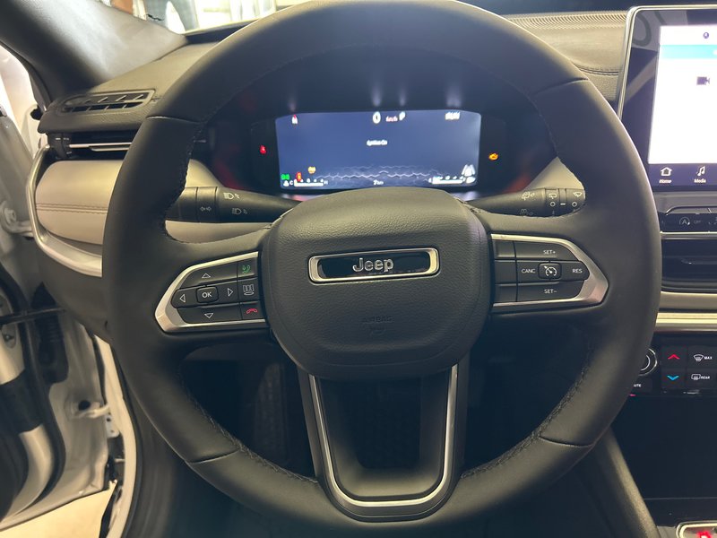 Jeep Compass LIMITED 2025