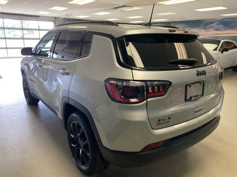 Jeep Compass ALTITUDE 2025