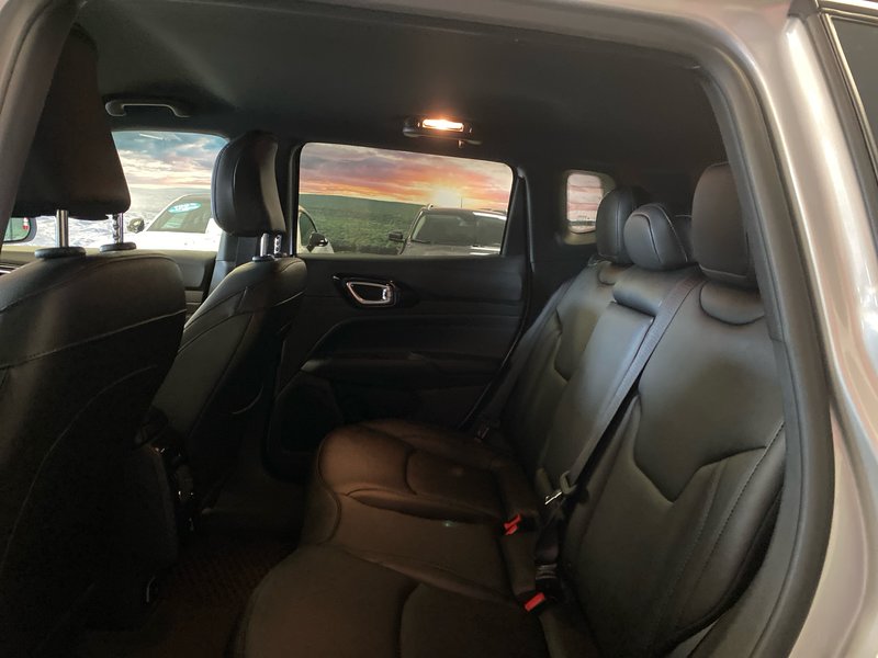 Jeep Compass ALTITUDE 2025