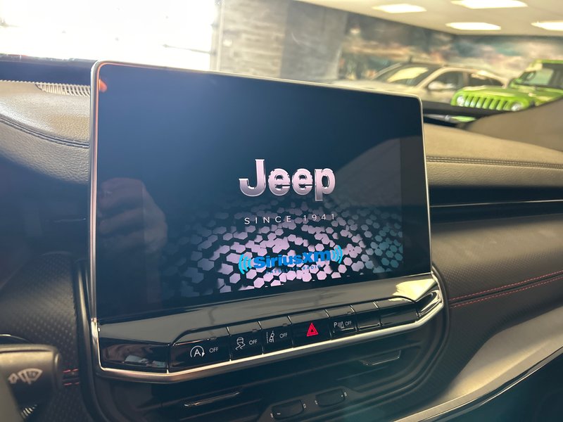 Jeep Compass TRAILHAWK 2025