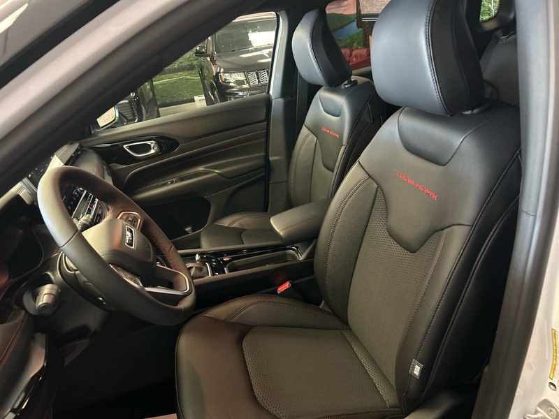 Jeep Compass TRAILHAWK 2025