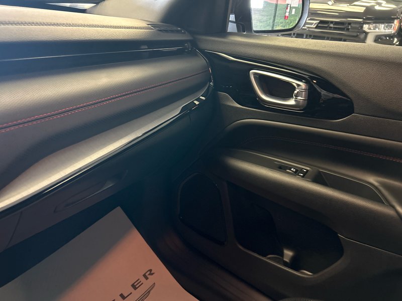 Jeep Compass TRAILHAWK 2025