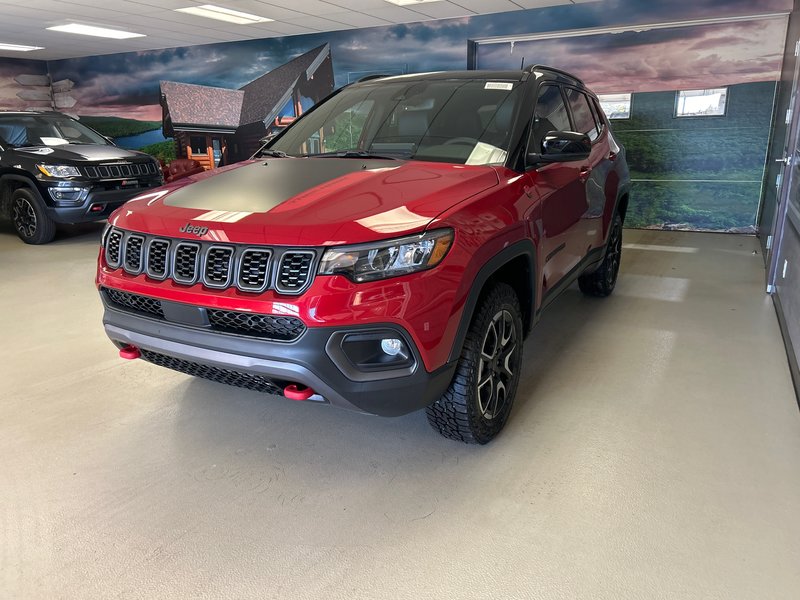 2025 Jeep COMPASS TRAILHAWK