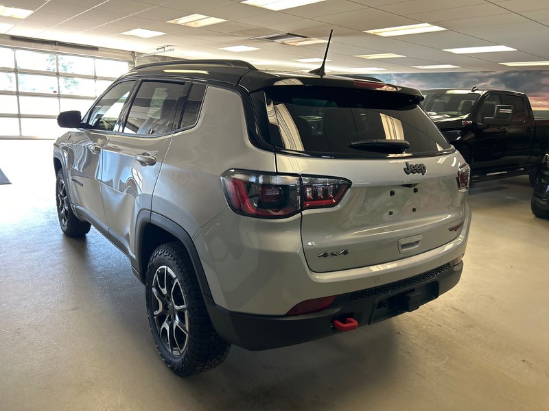 Jeep Compass TRAILHAWK 2025