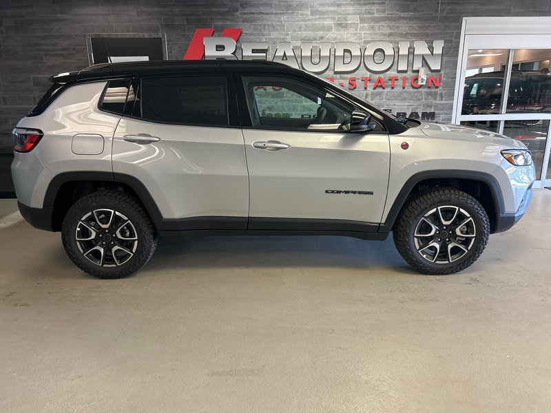 Jeep Compass TRAILHAWK 2025