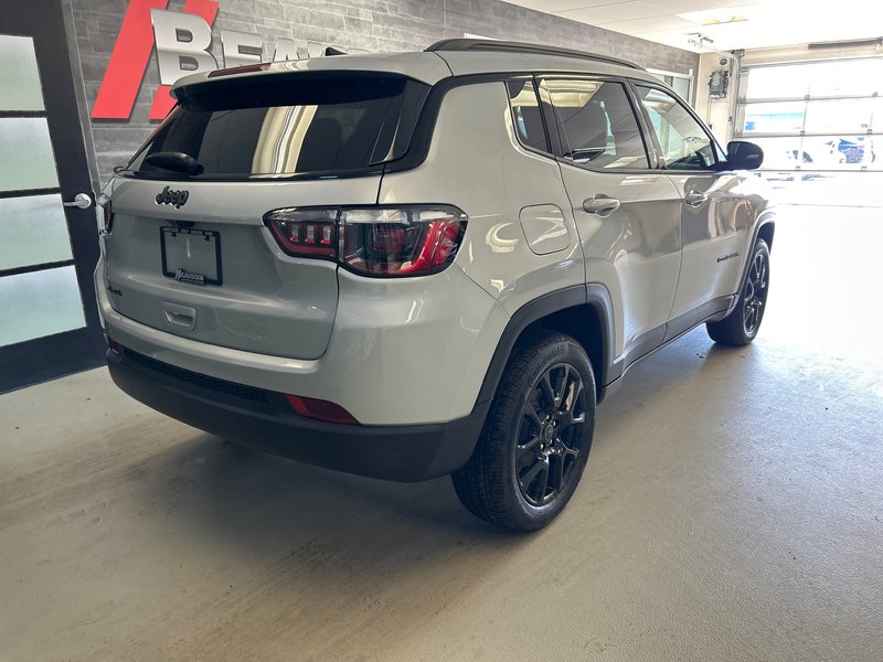 2025 Jeep COMPASS ALTITUDE