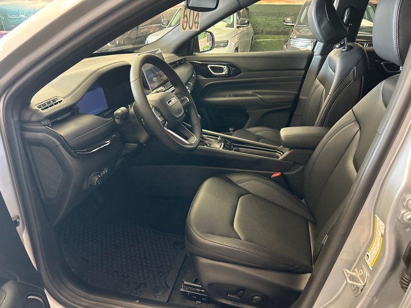 2025 Jeep COMPASS ALTITUDE