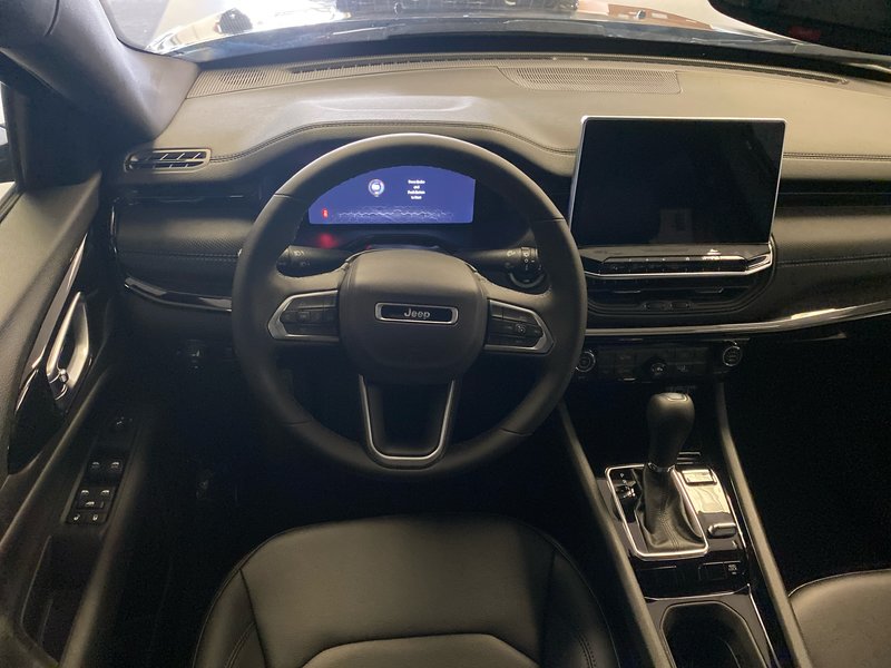 Jeep Compass ALTITUDE 2025