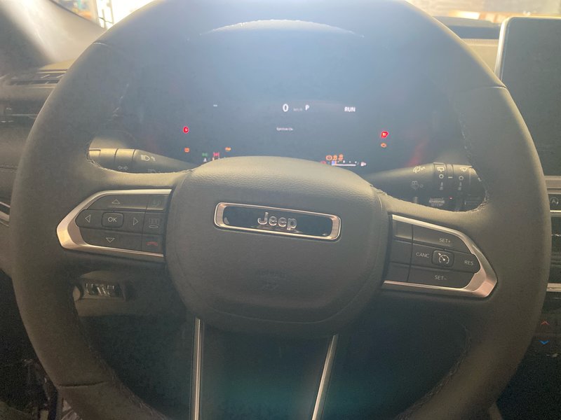 Jeep Compass ALTITUDE 2025