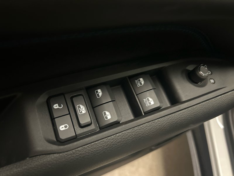 2025 Jeep COMPASS ALTITUDE
