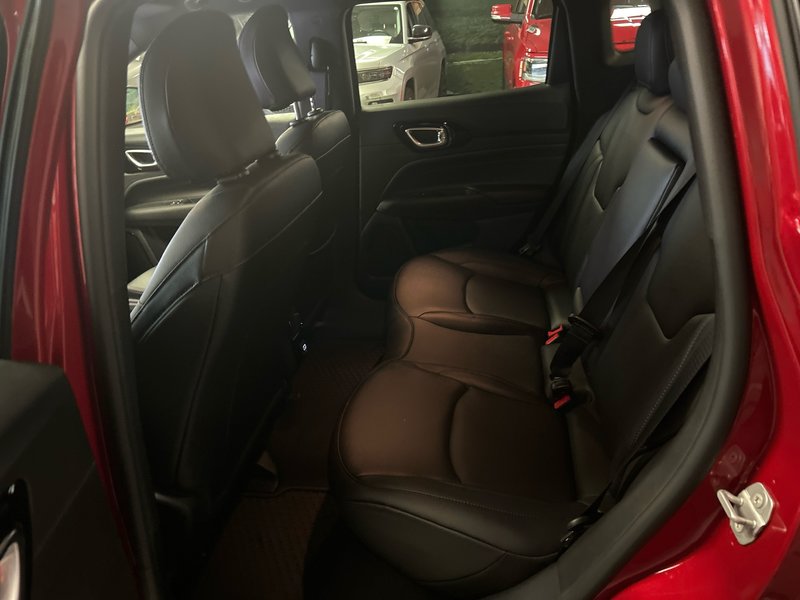 Jeep Compass ALTITUDE 2025