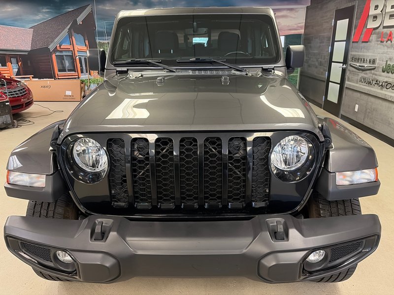 2022 Jeep Gladiator Willys