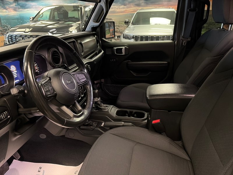 2022 Jeep Gladiator Willys