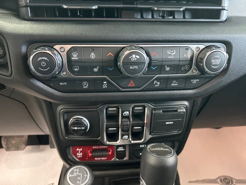 Jeep Gladiator WILLYS 2026