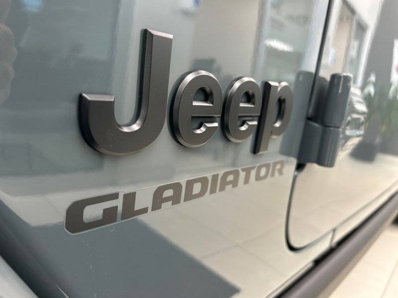 Jeep Gladiator WILLYS 2026