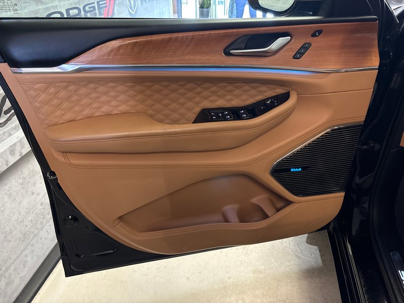 2023 Jeep Grand Cherokee 4xe Summit Reserve