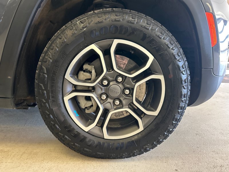 2024 Jeep Grand Cherokee 4xe Trailhawk