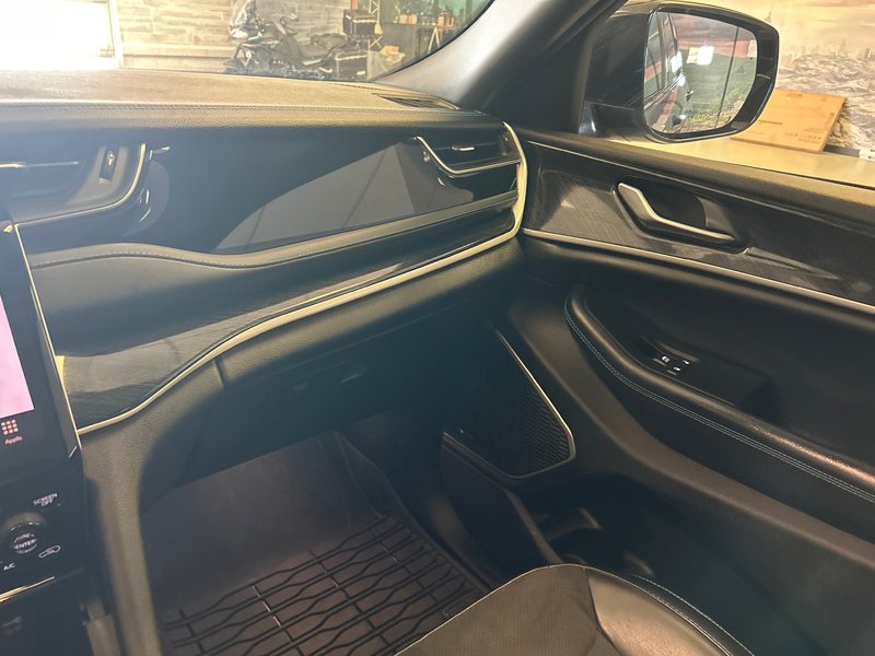 2024 Jeep Grand Cherokee 4xe Trailhawk