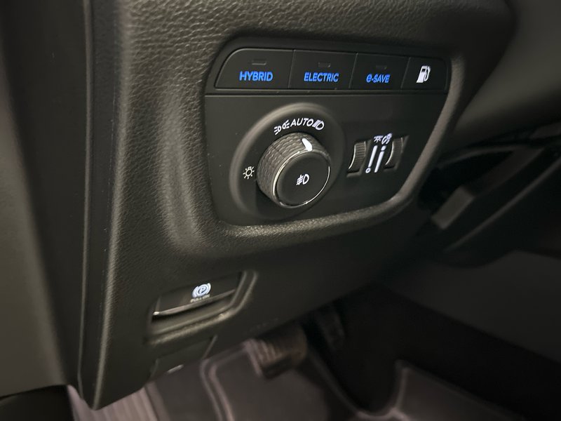 2025 Jeep Grand Cherokee 4xe ALTITUDE