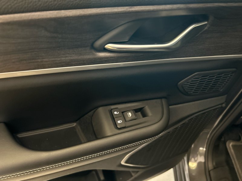 2025 Jeep Grand Cherokee 4xe 4XE