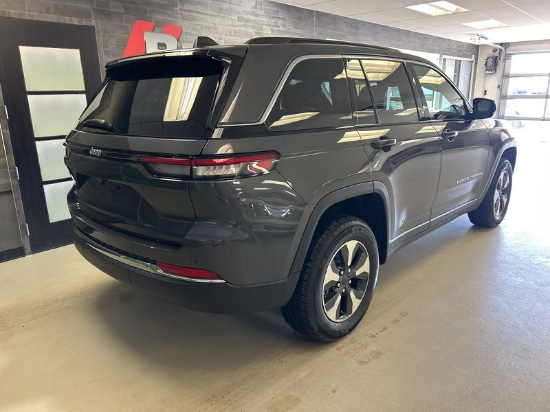 2025 Jeep Grand Cherokee 4xe 4XE
