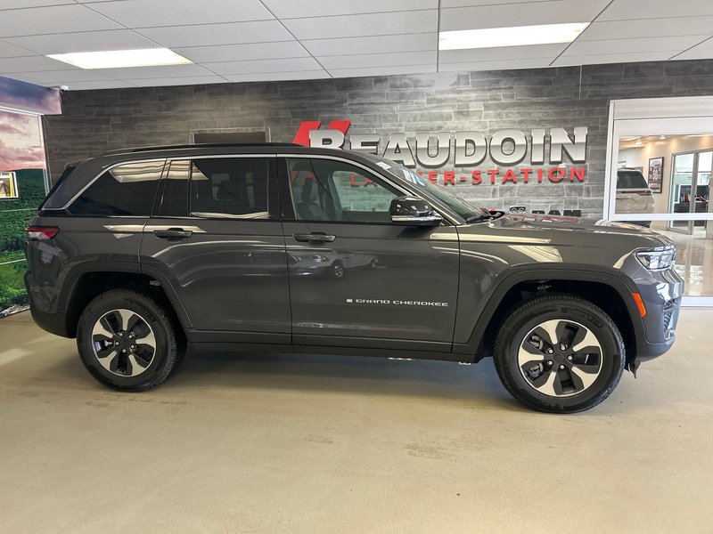 2025 Jeep Grand Cherokee 4xe 4XE