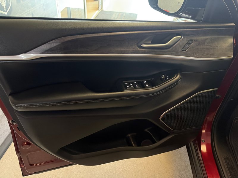 2025 Jeep Grand Cherokee 4xe