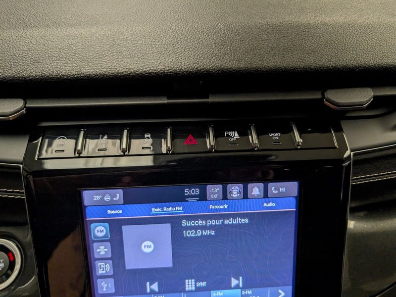 2022 Jeep GRAND CHEROKEE L LAREDO Altitude