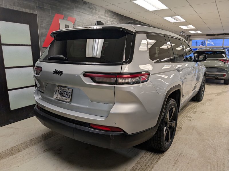 2022 Jeep GRAND CHEROKEE L LAREDO Altitude