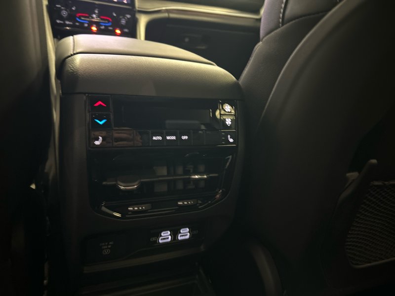 Jeep Grand Cherokee L LIMITED 2025