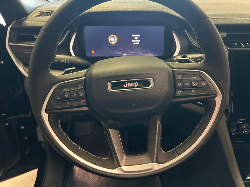 Jeep Grand Cherokee L LIMITED 2025