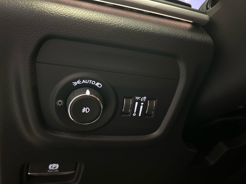 Jeep Grand Cherokee L LIMITED 2025