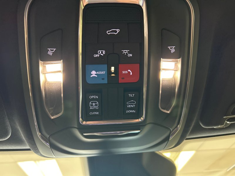 Jeep Grand Cherokee L ALTITUDE 2025