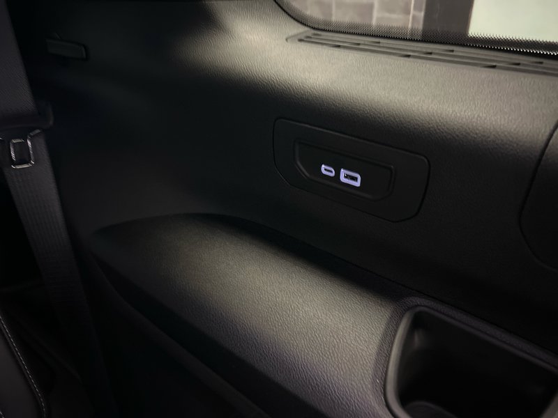 Jeep Grand Cherokee L ALTITUDE 2025