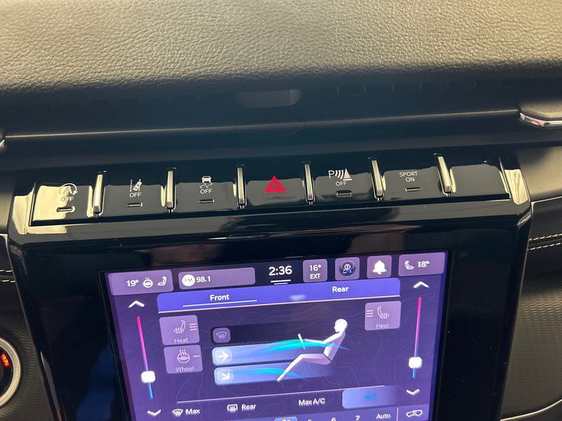Jeep Grand Cherokee L ALTITUDE 2025