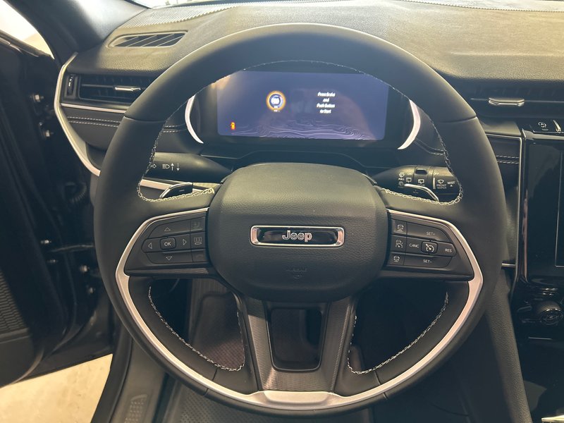 Jeep Grand Cherokee L ALTITUDE 2025