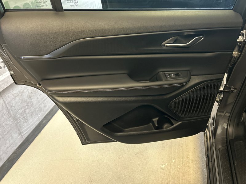 Jeep Grand Cherokee L ALTITUDE 2025