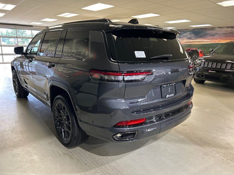 Jeep Grand Cherokee L SUMMIT RESERVE 2025