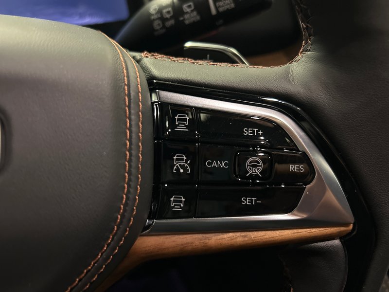 Jeep Grand Cherokee L SUMMIT RESERVE 2025