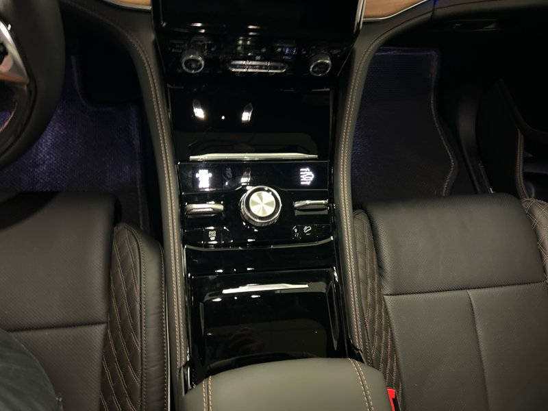 Jeep Grand Cherokee L SUMMIT RESERVE 2025