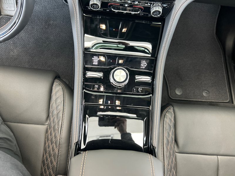 Jeep Grand Cherokee L SUMMIT RESERVE 2025