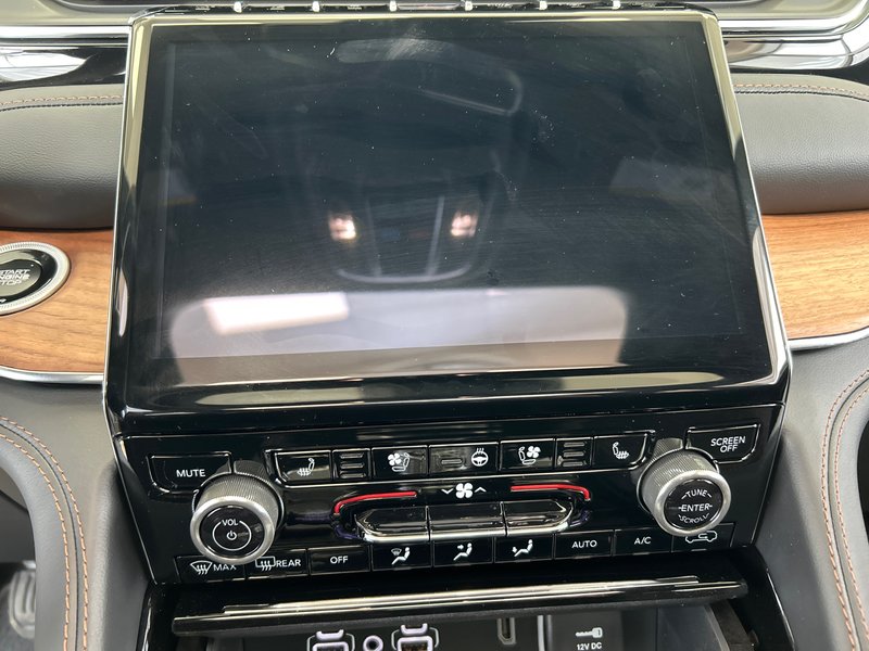 Jeep Grand Cherokee L SUMMIT RESERVE 2025