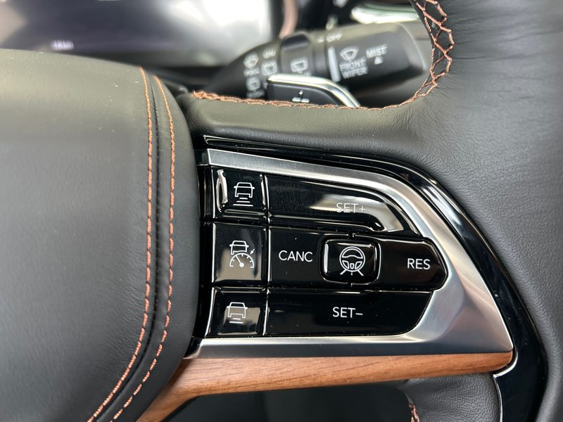 Jeep Grand Cherokee L SUMMIT RESERVE 2025