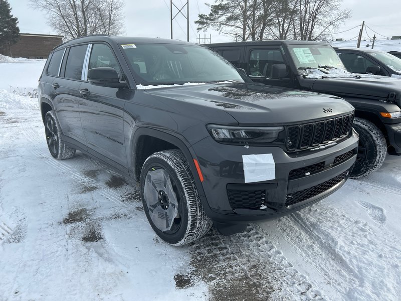 Jeep Grand Cherokee L ALTITUDE 2025