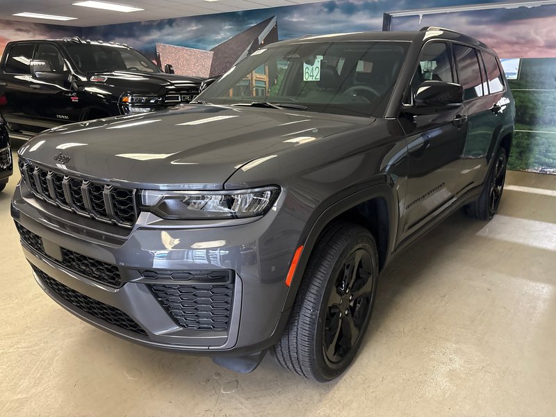 2026 Jeep Grand Cherokee L ALTITUDE