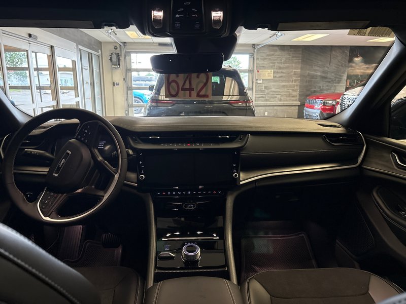 2026 Jeep Grand Cherokee L ALTITUDE