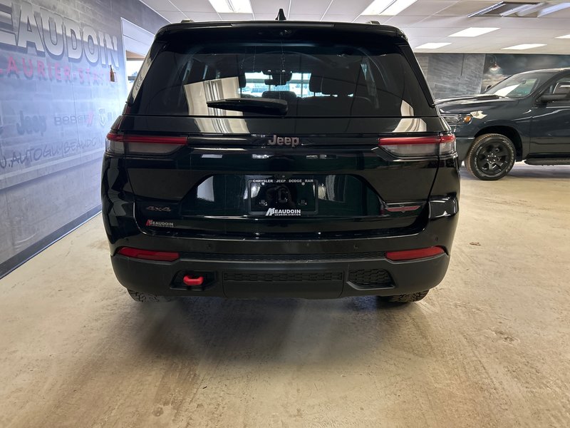 2022 Jeep GRAND CHEROKEE TRAILHAWK TRAILHAWK