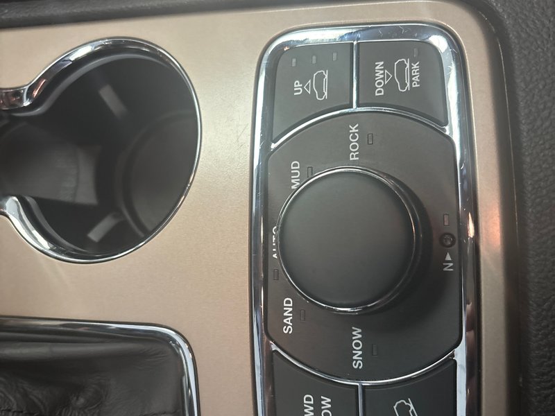 2016 Jeep Grand Cherokee Summit