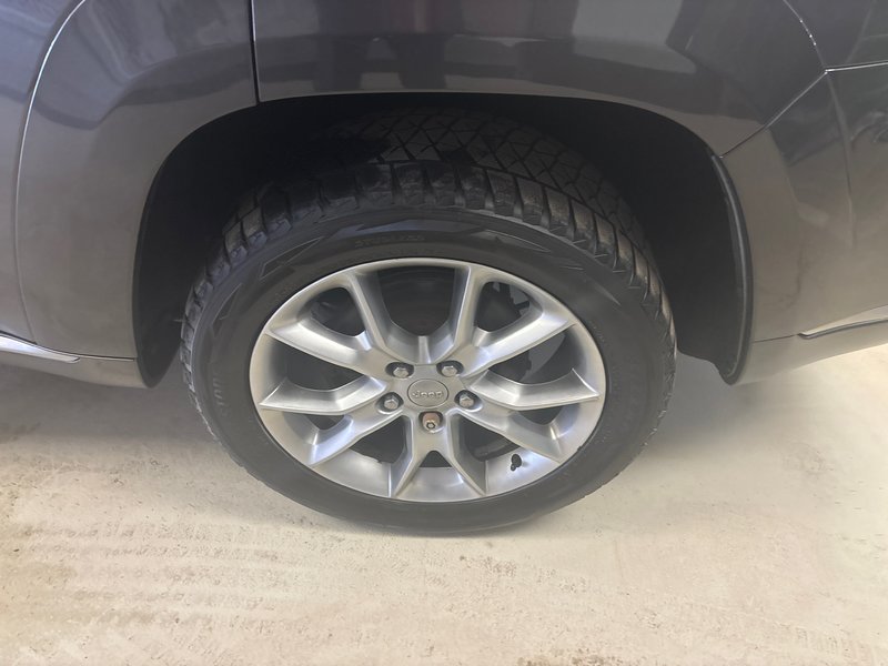 2016 Jeep Grand Cherokee Summit